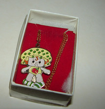 Vintage Strawberry Shortcake Apple Dumplin Enamel Jewelry Necklace NOS