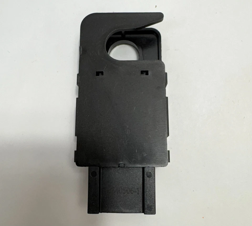 Interruptor de luz de freno Carquest SBA1013 compatible con GM Cadillac Juego de 2 Foto 3 de 4