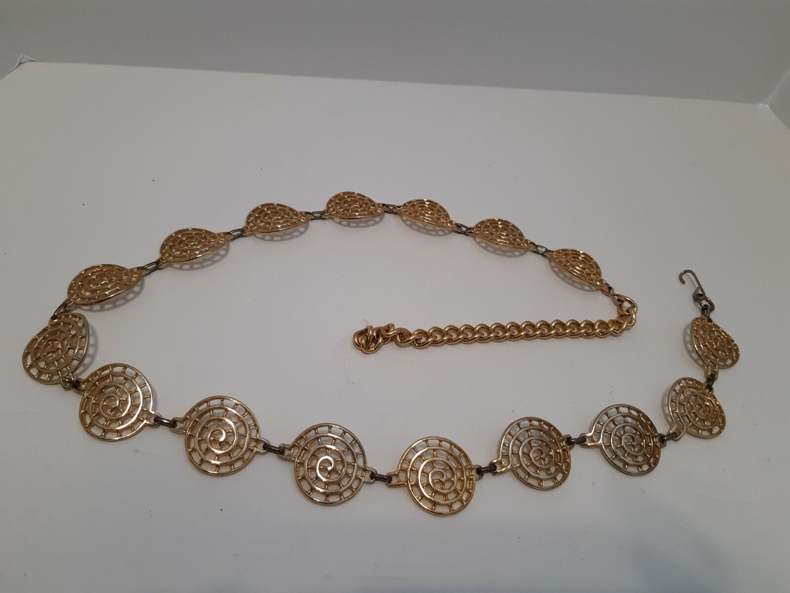 chain belt  gold tone circular design woman alloy… - image 1