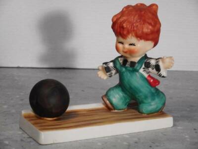 Goebel Redhead Figurine Byj 1 ''Strike'' Boy Bowling TMK4