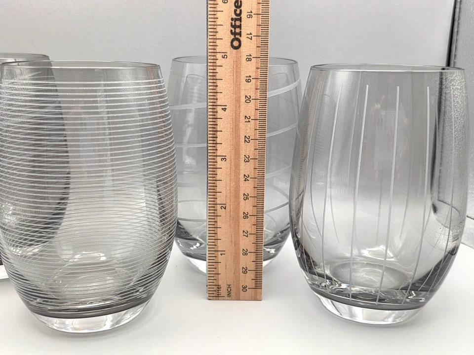 Juego de 4 copas de vino sin tallo Mikasa Cheers gris humo Foto 4 de 4