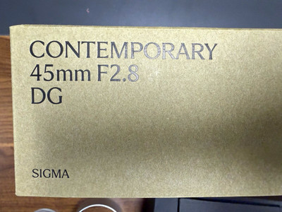 Sigma Contemporary 45mm f/2.8 DG Prime Lens L-Mount 55mm Filter 58810267