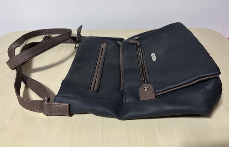 Bolso Bandolera Multi Sac Negro Marrón Cocodrilo Imitación Cuero Fino Cremalleras Usado en Excelente Condición Foto 3 de 4