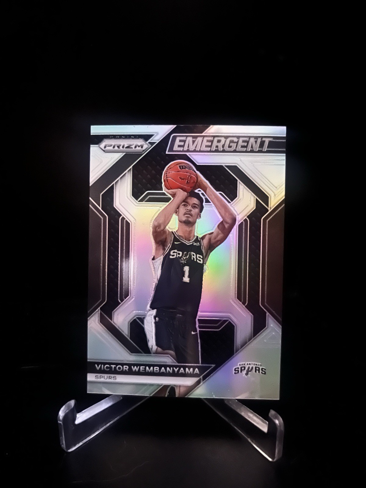 2023-24 PRIZM EMERGENT SILVER VICTOR WEMBANYAMA #12 SAN ANTONIO SPURS 