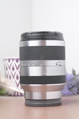 Sony E 18-200mm f/3.5-6.3 OSS Telephoto Zoom Lens E-Mount - SEL18200
