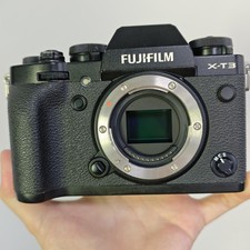 Fujifilm X-T3 XT3 26.1mp Mirrorless Digital Camera Body Only W/ Accessories