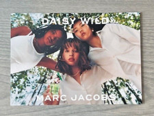 New  PROMOTIONAL POSTCARD Marc Jacobs DAISY WILD Eau De Toilette Perfume Collect