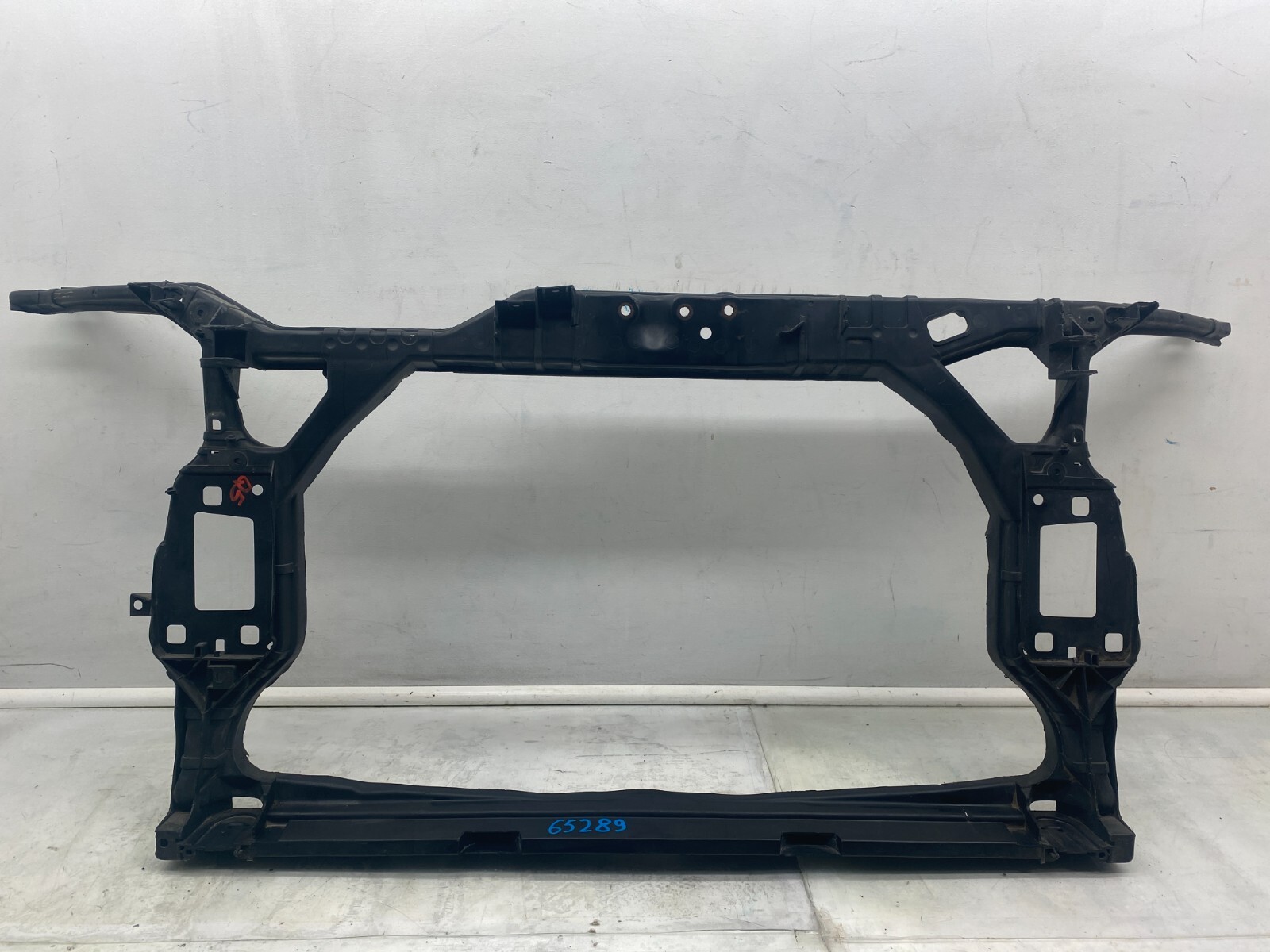 2009-2017 Audi A4 A5 S4 S5 Q5 B8 Front Radiator Core Support Frame Mount Bracket