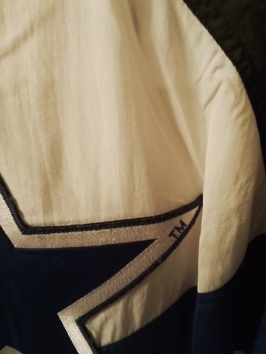 MEN'S DALLAS COWBOYS JACKET. SIZE LARGE. - Picture 5 of 5