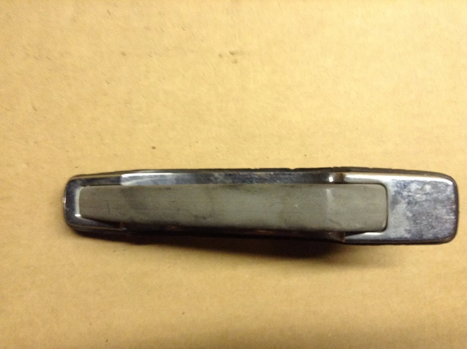 91 90 89 88 87 86 85 84 梅赛德斯 420SEL 560SEL 外门把手拉 M17 — 第 3/4 张图片