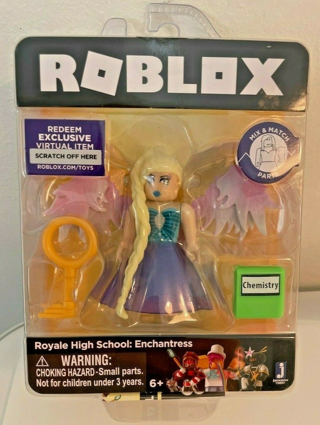 Roblox Royale High School Enchantress Figure with Virtual Item Code Jazwares