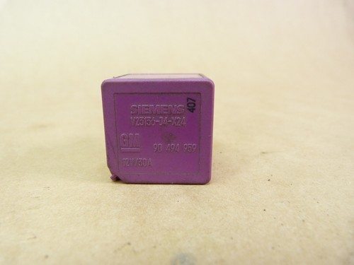 Relais Benzinpumpe Opel Corsa Astra Vectra Omega 90494959