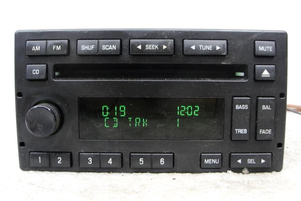 Ford OEM single CD RADIO AMFM Escape Crown Vic Grand Marquis Marauder 03-10 5W7T - Image 2 of 4