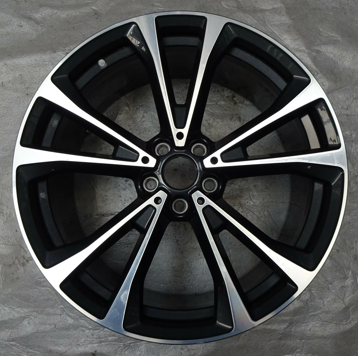 1 Orig BMW Aluminium Rim Styling 733 9Jx20 ET41 6884209 8er G14 