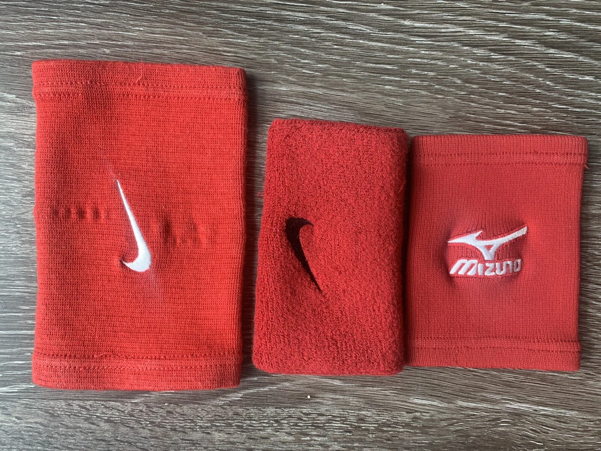 nike baseball wristbands