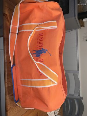 Holdall Seesack und Kappe gekauft 2009 nur einmal getragen Tasche auch einmal benutzt