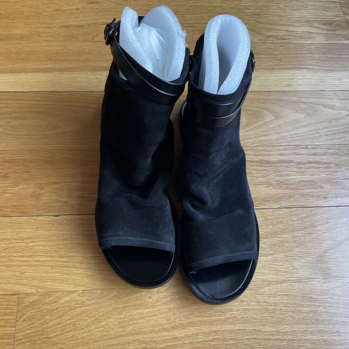 Vince Thalia Suede leather flat open toe black sandals in size 8.5 New - Picture 7 of 10