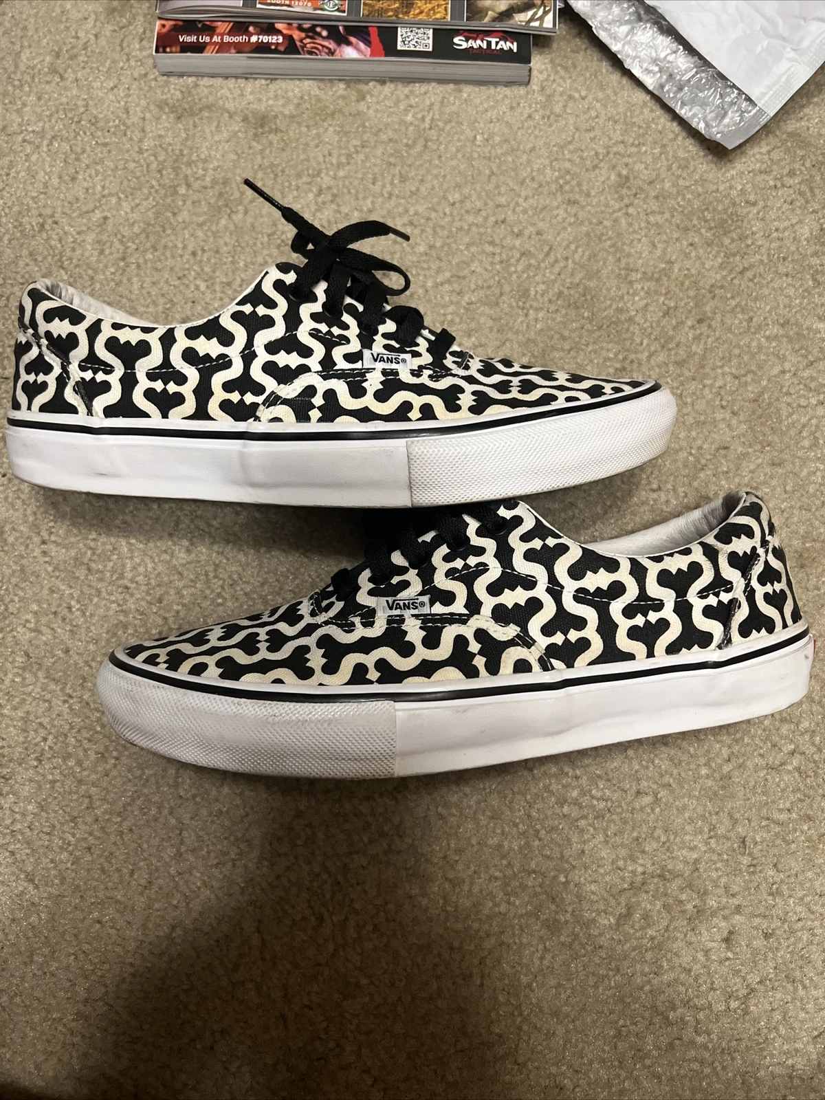 Vans Supreme noir monogramme S taille basse 11 porté sans boîte