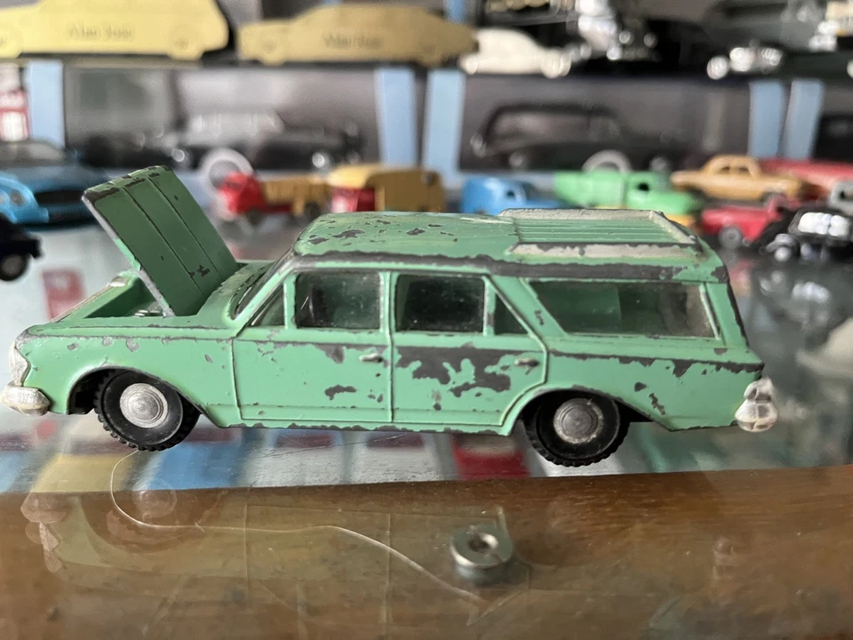 Vintage Dinky toys 57/06 Rambler Classic Wagon Made in Hong Kong for Meccano - Image 4 of 4