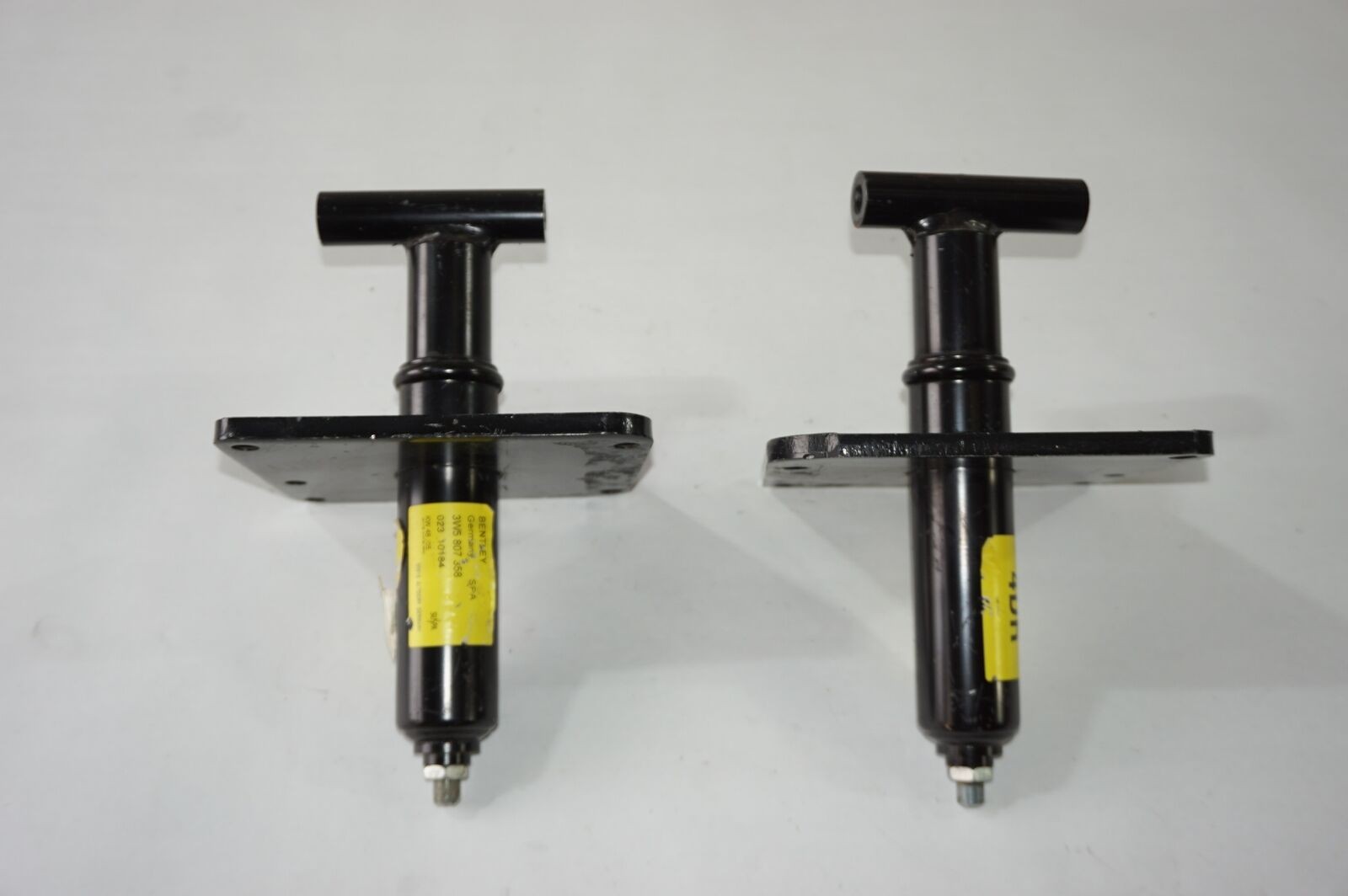 Bentley Flying Spur 2006-2009 Rear Damper P/N 3W5807357
