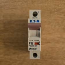 EATON 32A CURVE TYPE C 10kA MCB CIRCUIT BREAKER EMCH132