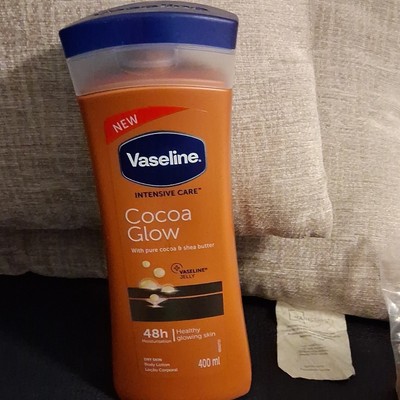 Vaseline Intensive Care Cocoa Glow Hydrating Body Lotion Cocoa 400ml