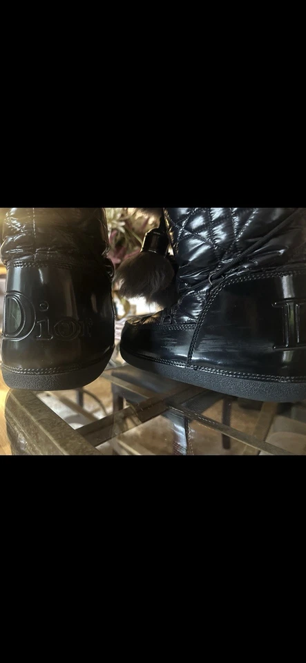 Botas de nieve acolchadas de piel para mujer Y2K Dior by John Galliano talla 35-37 EE. UU. 5 UK 3. Foto 3 de 4