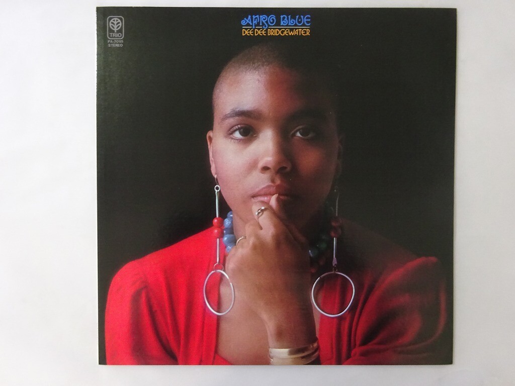 その他 LP Dee Dee Bridgewater Afro Blue PA7095 TRIO /00260 Dee Dee Bridgewater Afro Blue Trio Records PA-7095 Japan