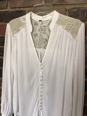 FREE PEOPLE White V-Neck Canyon Rose Button Down Top M -Cheapchicplus