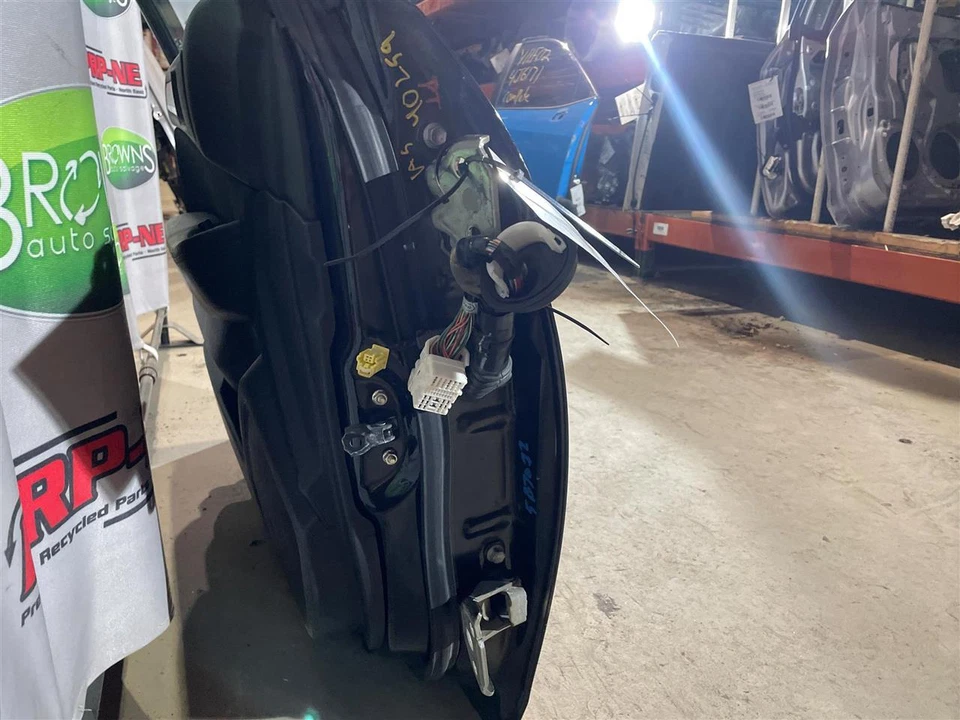 Used Front Left Door Assembly Front fits: 2016 Subaru Legacy electric US market Foto 2 de 4