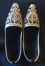 Vintage Handmade Shoes Elegant Oriental For Wear/Costume Or Decor Size 8, Worn