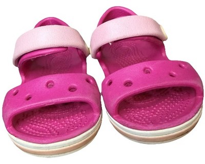 Iconic pink crocs 