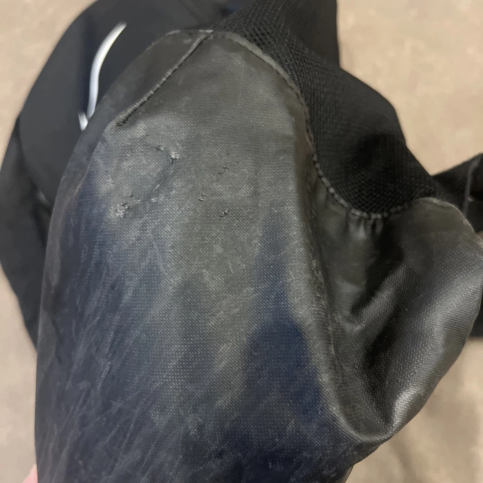 Nike EE. UU. Mochila Negra Fútbol Libro Bolsa Mundial Fútbol Just Do It Fútbol Mundo Foto 4 de 4