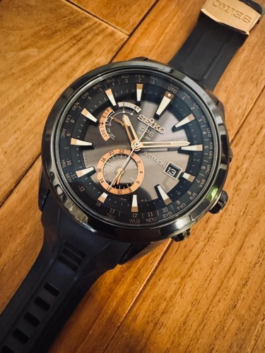 Seiko Astron 7X52-0AC0 GPS Solar Rare Design Limited Edition Men's Watch Used - Picture 13 of 20