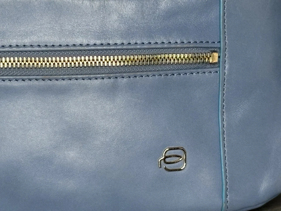 Piquadro Blue Fanny Pack Bag Leather Large Adjustable Strap Excellent Condition - Image 3 of 4