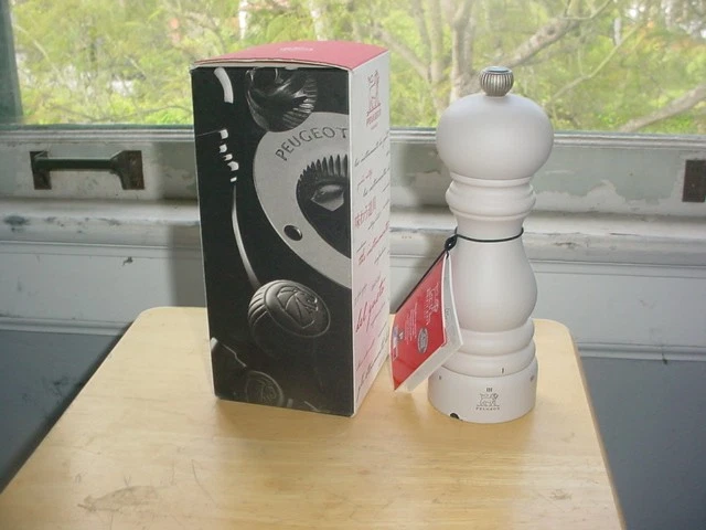 IN BOX W/ TAGS PEUGEOT 7" WHITE PEPPER MILL