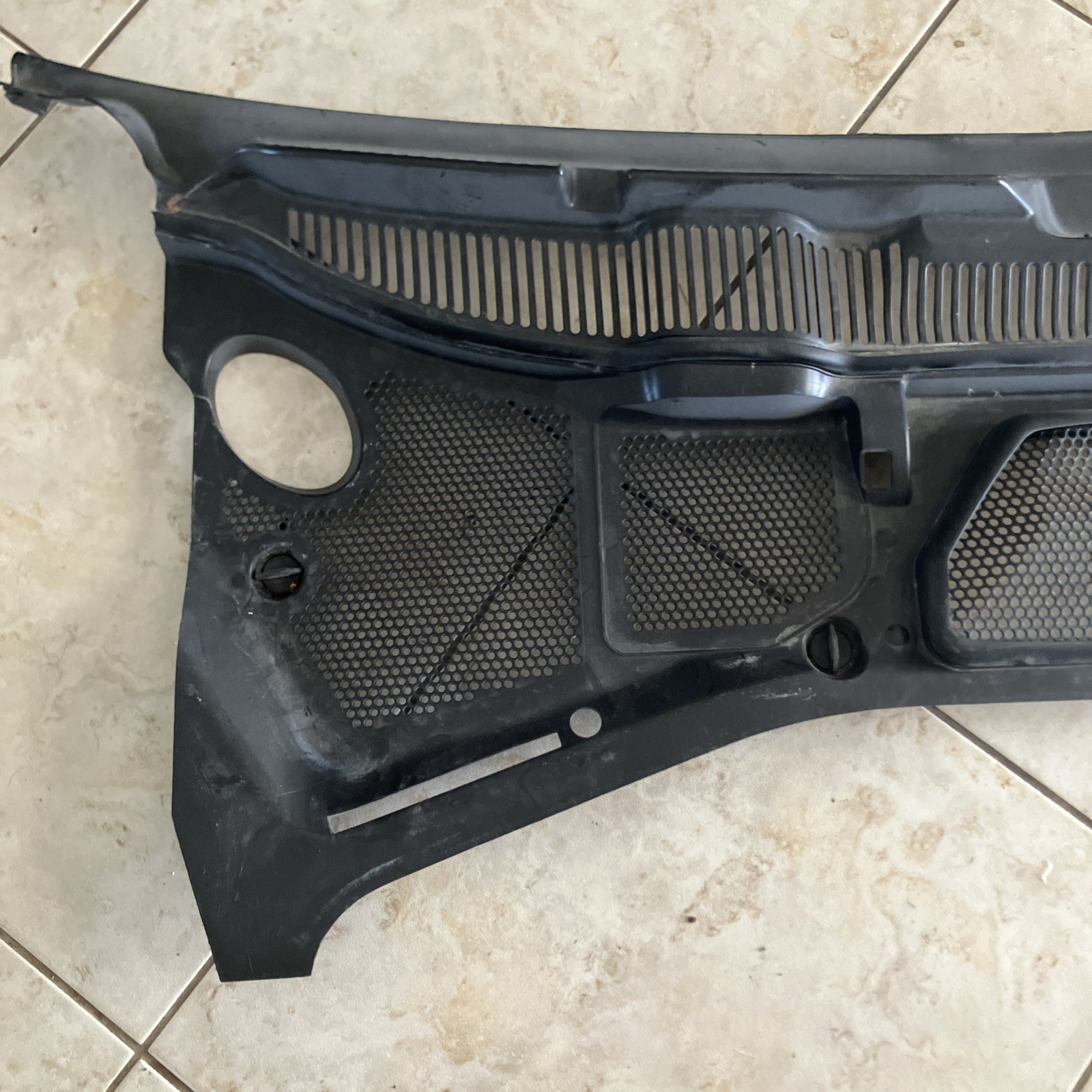 2003-2010 BENTLEY CONTINENTAL GT FRONT WINDSHIELD WIPER COWL VENT COVER OEM