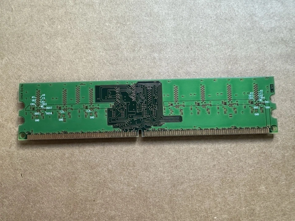 Infineon HYS64T6400HU-5-A Infineon HYS64T6400HU-5-A 512 MB DDR2 SDRAM Memory Mod - Image 2 of 2