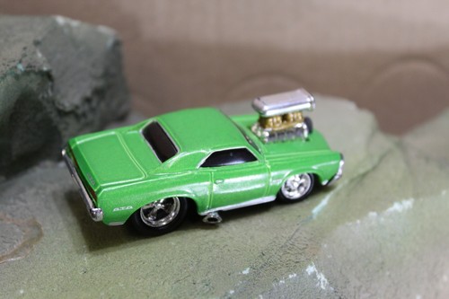 Muscle Machines 1:64 Scale Green '66 GTO Red 63 corvette Orange Chevelle Car Lo - Picture 3 of 7