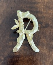 Sarah Coventry Letter R Initial Monogram Brooch Vintage Bamboo Gold Tone Pin