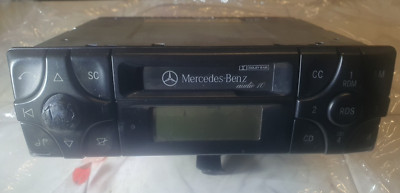 Becker Audio 10 Autoradio  MB A2108200986  (6-5)