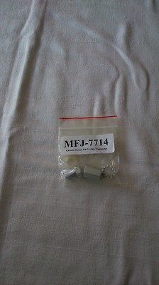 MFJ-7714  Chassis Mount US 3/8-24 Antennen Stecker