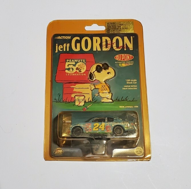Action 1/24 Jeff Gordon スヌーピー ミニカー ACTION RACING 1/64 JEFF GORDON #24 SNOOPY & PEANUTS 2000 NASCAR