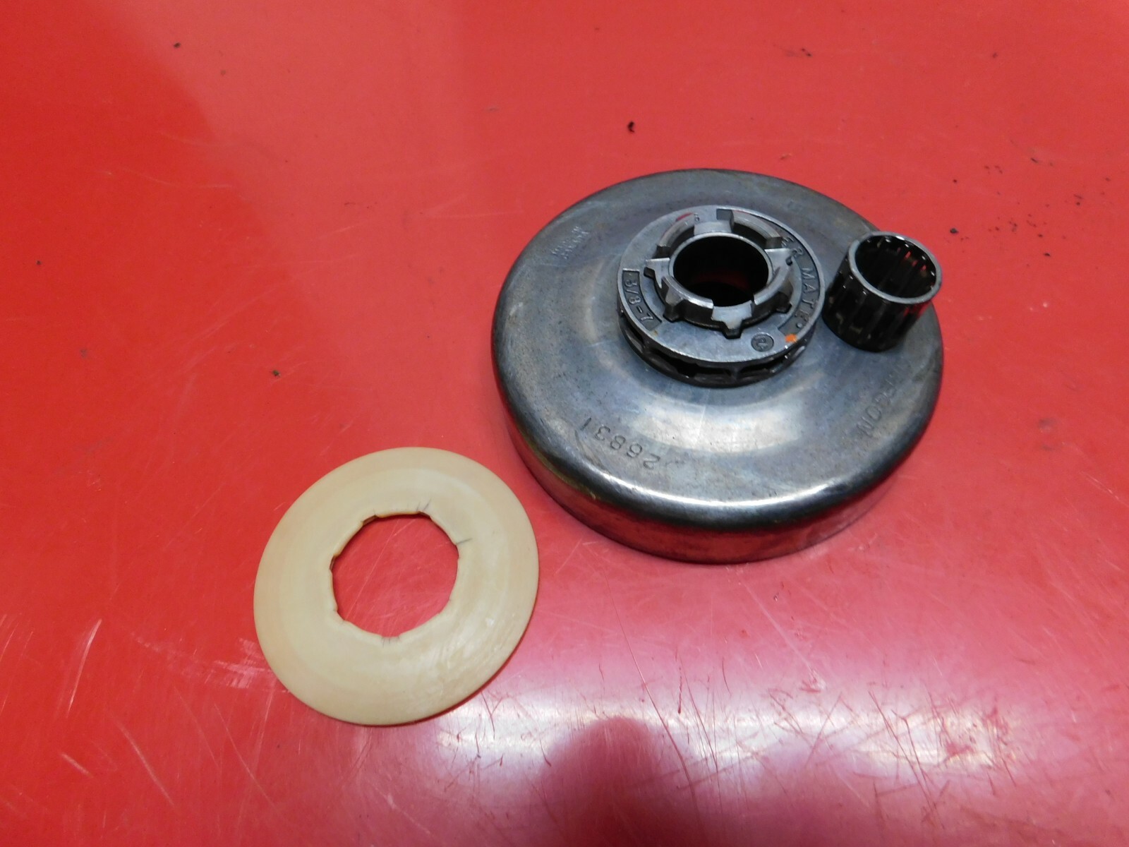 Husqvarna 272 Chainsaw Clutch Drum Replacement Part Box 861 E-image