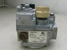 ROBERTSHAW 7000BGVER 329-501-756 Furnace Gas Valve