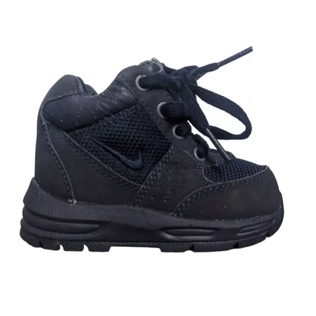Baby nike hotsell acg boots