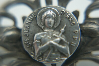   y.1920 ST JOAN OF ARC STERLING SILVER PIN BROOCH MEDAL ART NOUVEAU FRANCE  