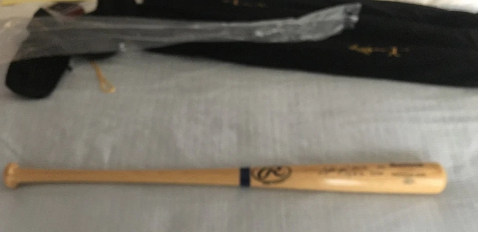 Бита статуэтка с автографом Гейлорда Перри Indians Giants Padres Braves RJ.com - Изображение 2 из 4