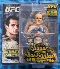 UFC Ultimate Collector Round 5 JUNIOR DOS SANTOS 'CHAMPION' S12 Action Figure