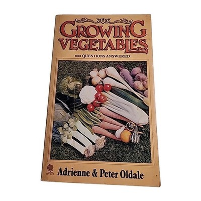 Growing Vegetables Adrienne Oldale 1977 Paperback Book